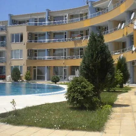 с две спални в комплекс лъки 2 влас Apartament